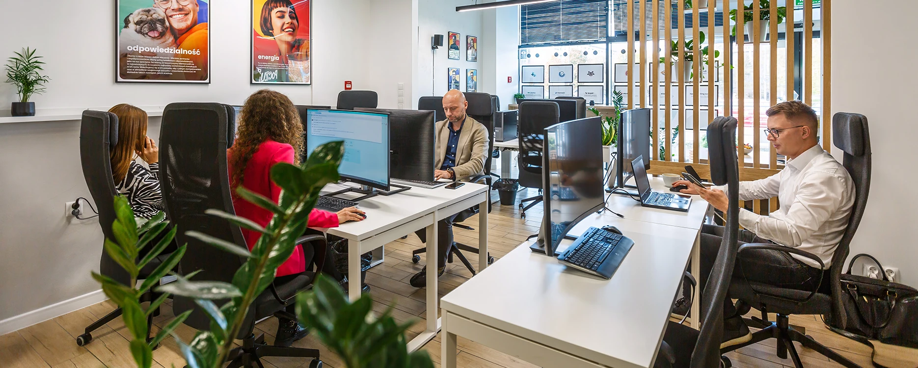 Real estate agents at homfi Rzeszów branch