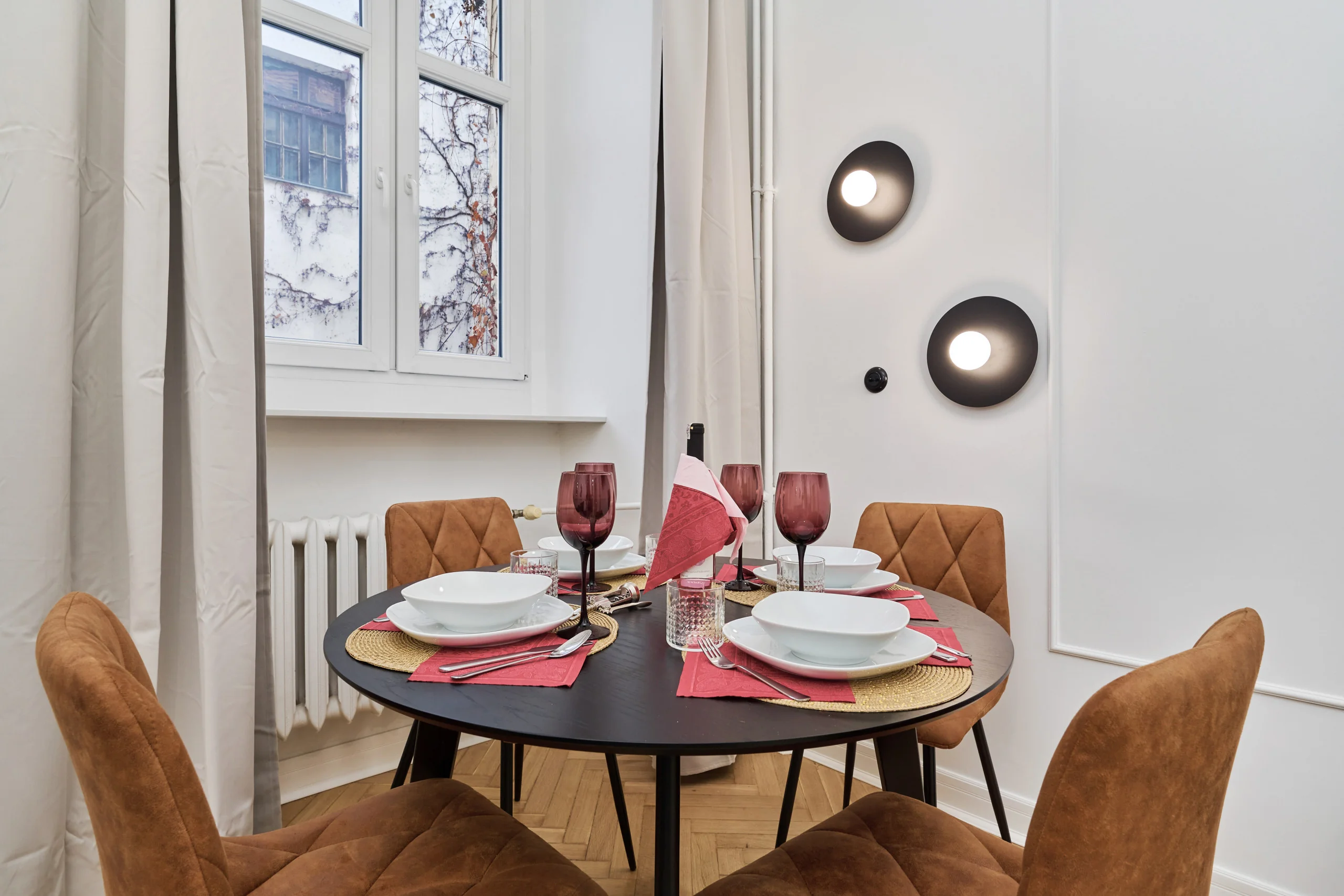 homfi project Rynek dining room